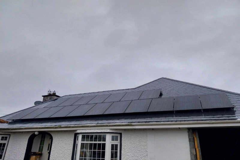 Affordable Solar Panels In Ireland For Busy Families - Alternative Energy Ireland (1)